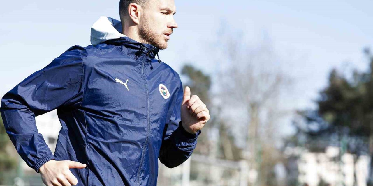 FENERBAHÇE’DE MİDTJYLLAND MAÇI HAZIRLIKLARI BAŞLADI