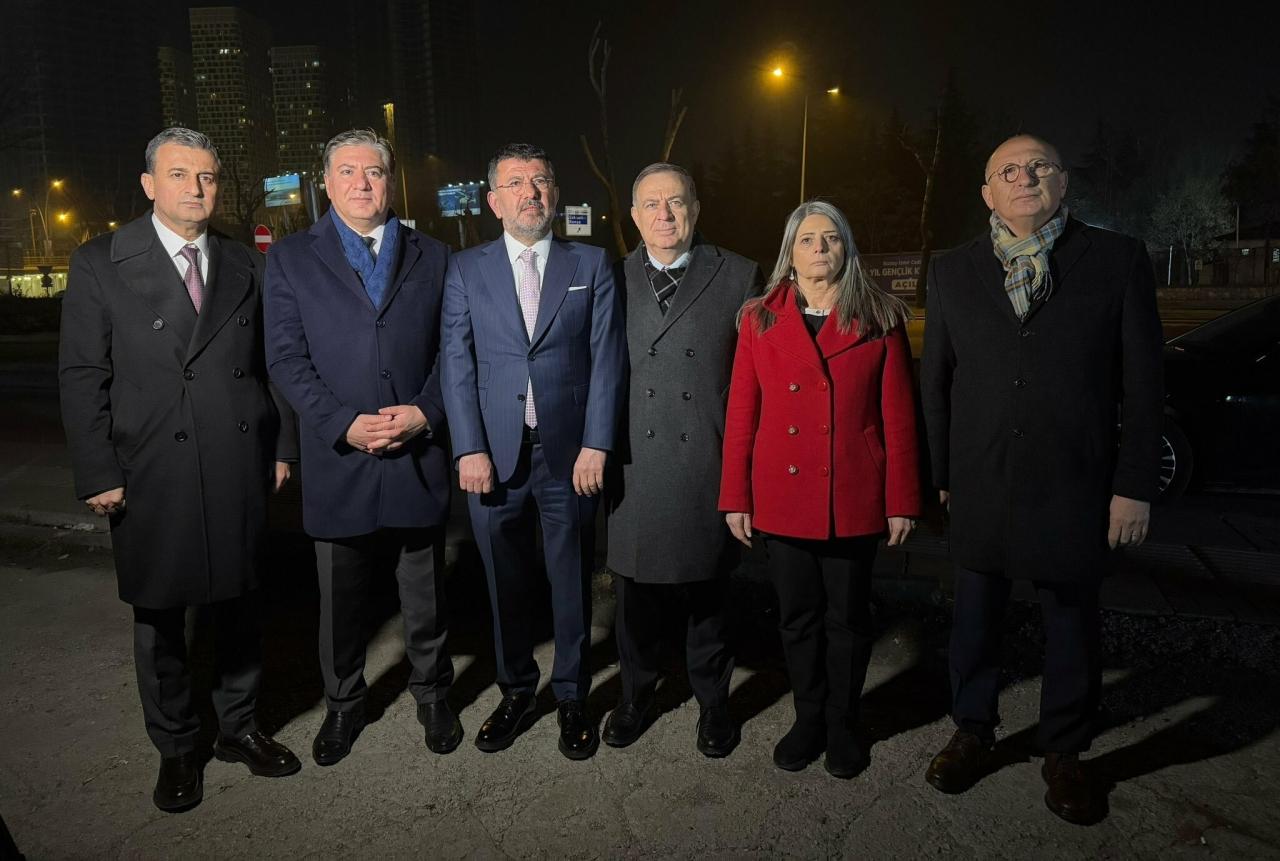 CHP Heyeti, Gözaltına Alınan Gazeteci Serhan Asker'i Ziyaret Etti