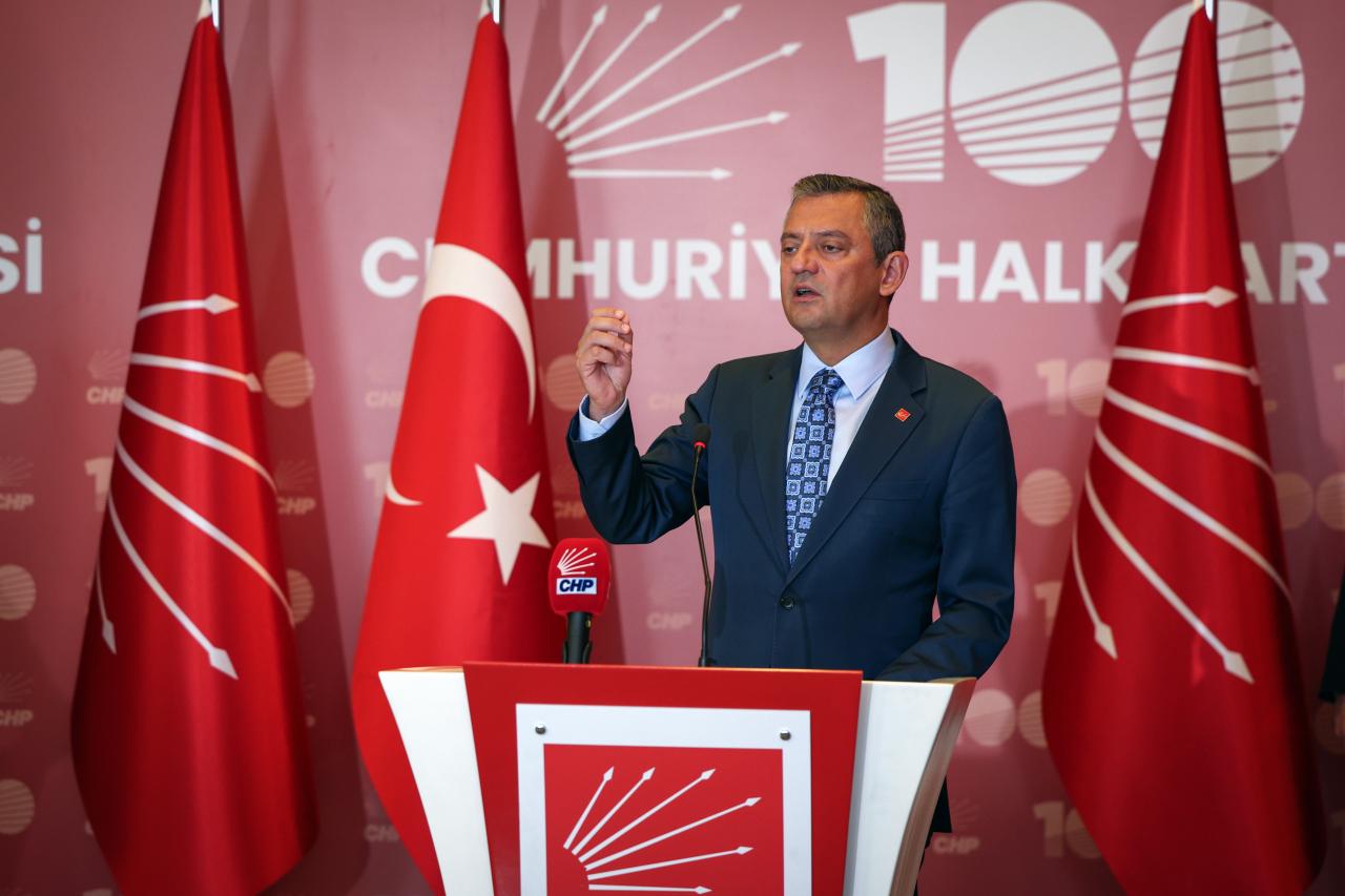 CHP Lideri Özgür Özel'den Suat Toktaş'ın Tutuklanmasına Tepki: 