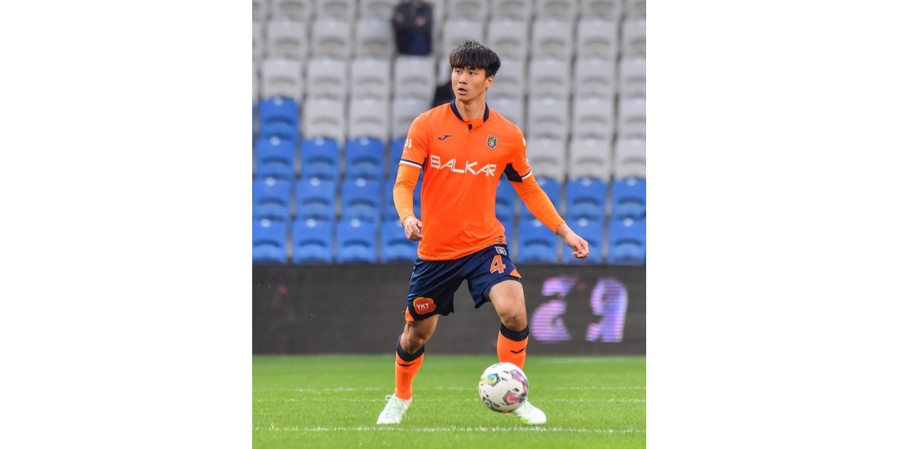 BAŞAKŞEHİRLİ WU, BEİJİNG GUOAN’A TRANSFER OLDU