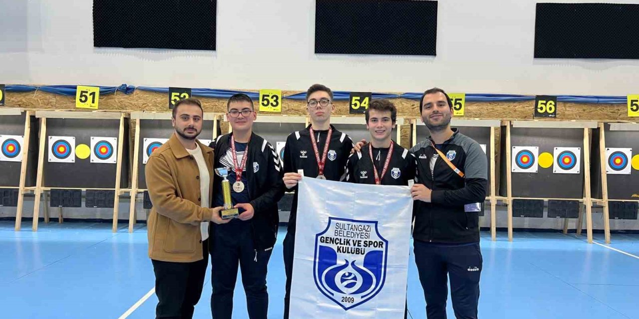 SULTANGAZİ BELEDİYESİ OKÇULUK TAKIMI TÜRKİYE 2.’Sİ OLDU