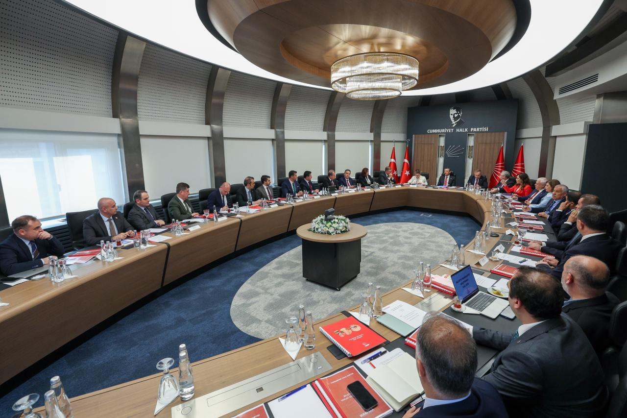 CHP Genel Başkanı Özgür Özel, SODEMBEK Toplantısına Başkanlık Etti