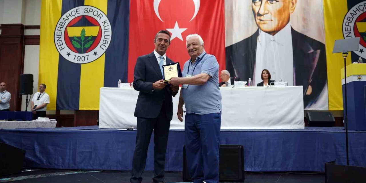 FENERBAHÇE’NİN ESKİ FUTBOLCUSU OGÜN ALTIPARMAK HAYATINI KAYBETTİ