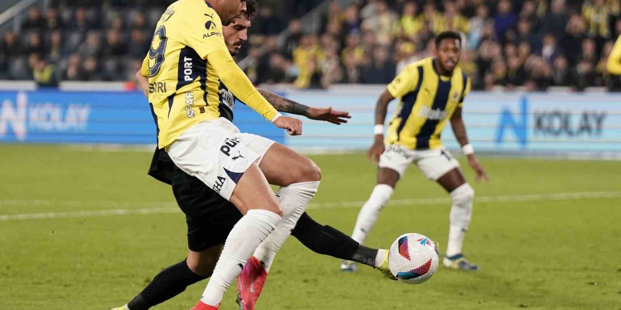 TRENDYOL SÜPER LİG: FENERBAHÇE: 1 - ÇAYKUR RİZESPOR: 2 (İLK YARI)