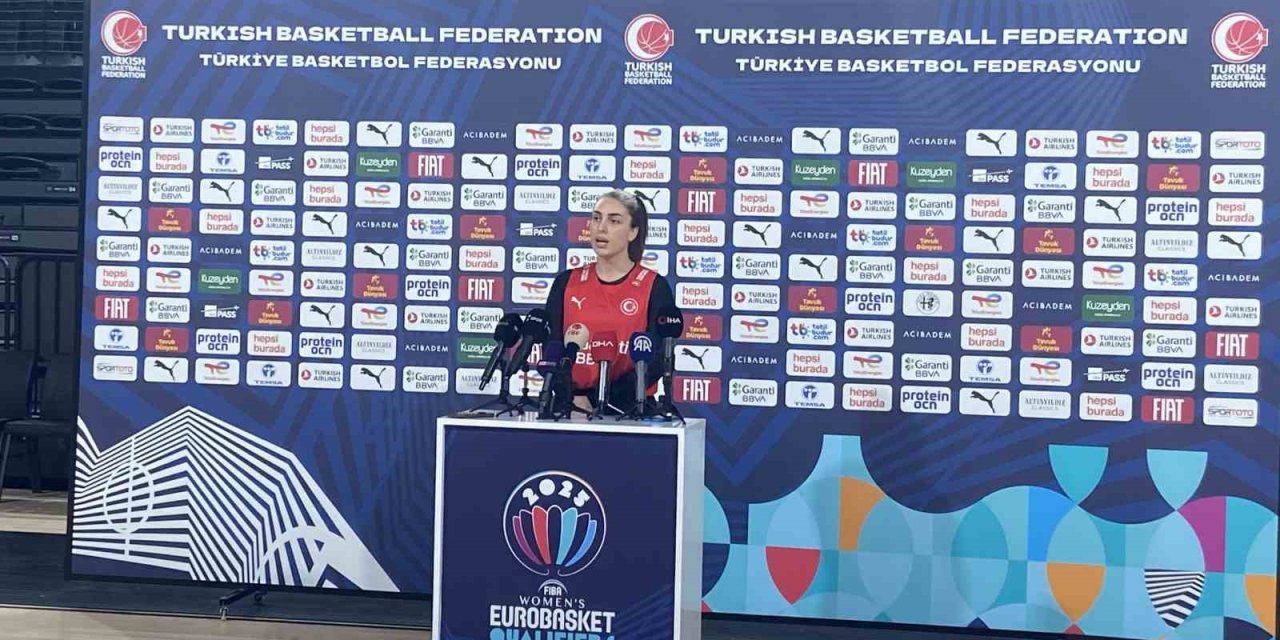 A MİLLİ KADIN BASKETBOL TAKIMI’NDA MEDYA GÜNÜ DÜZENLENDİ