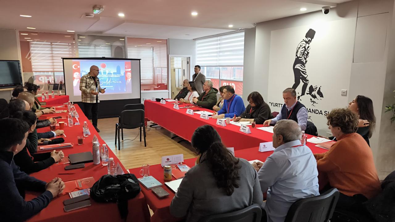 CHP Parti Okulu, Londra’da Partililer İçin 