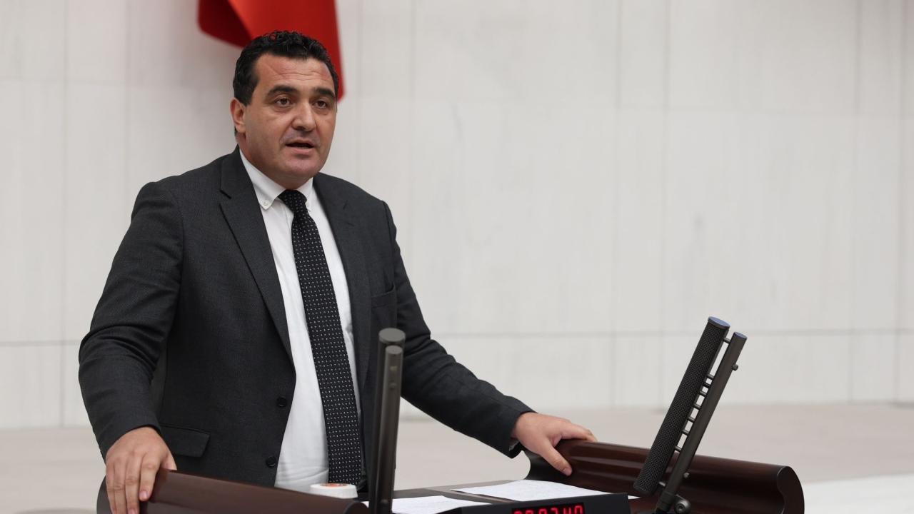 Ulaş Karasu: “İmranlı Yolu Köstebek Yuvasına Döndü, Yazık Bu Milletin Parasına”