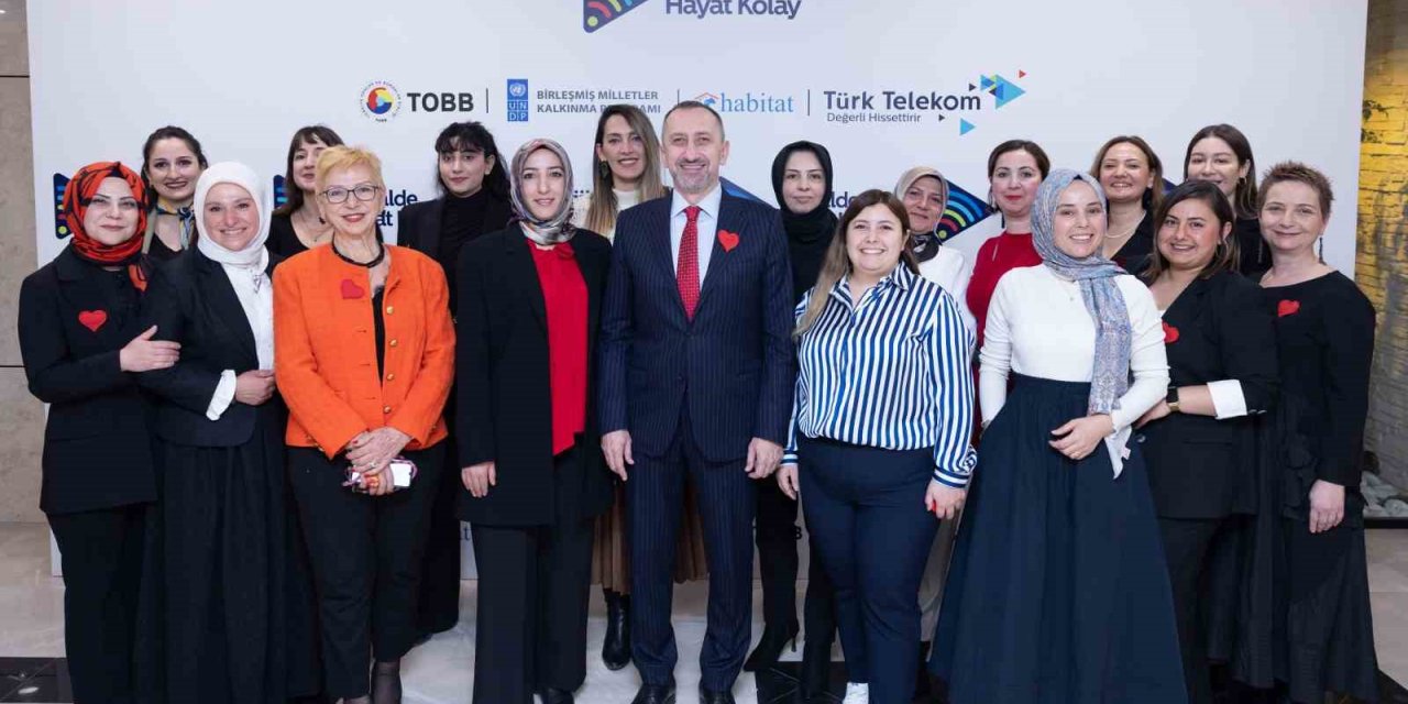 TÜRK TELEKOM’DAN DEPREM BÖLGESİNDE "TÜRKİYE’YE DEĞER" PROJELER