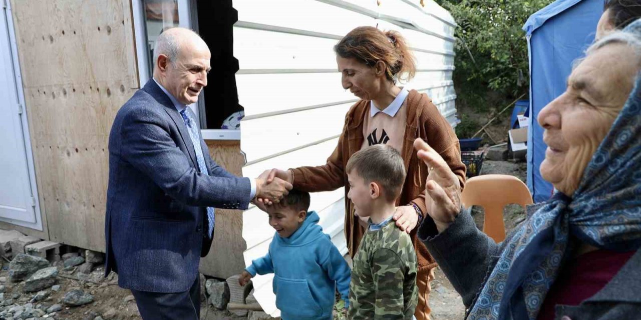 BÜYÜKÇEKMECE BELEDİYESİ DEPREMZEDE HATAY’I YALNIZ BIRAKMIYOR