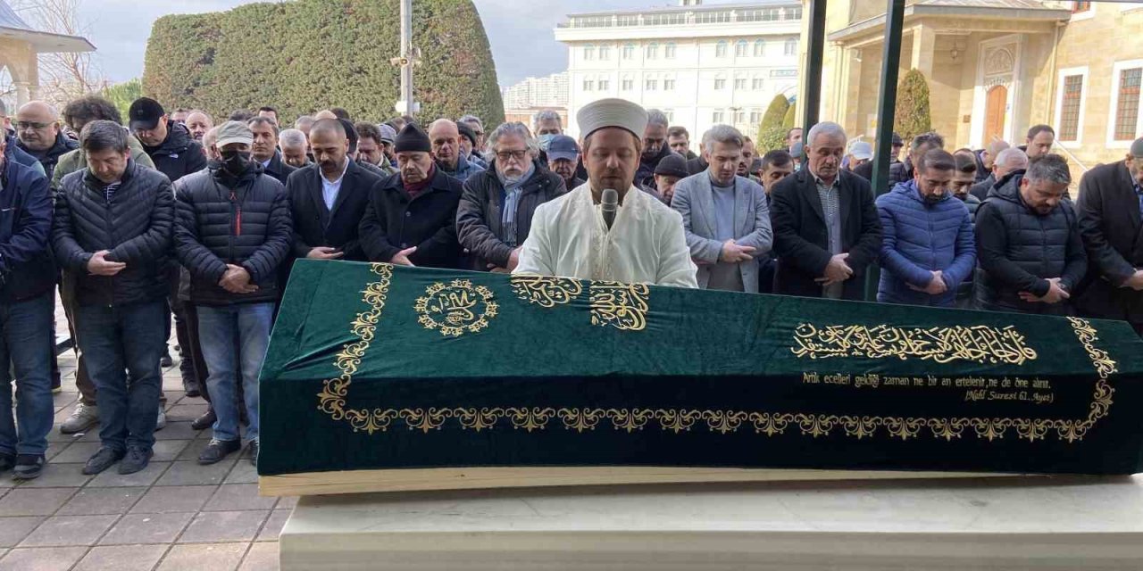 "YENİDOĞAN ÇETESİ" SANIKLARINDAN İLKER GÖNEN İÇİN CENAZE TÖRENİ DÜZENLEDİ