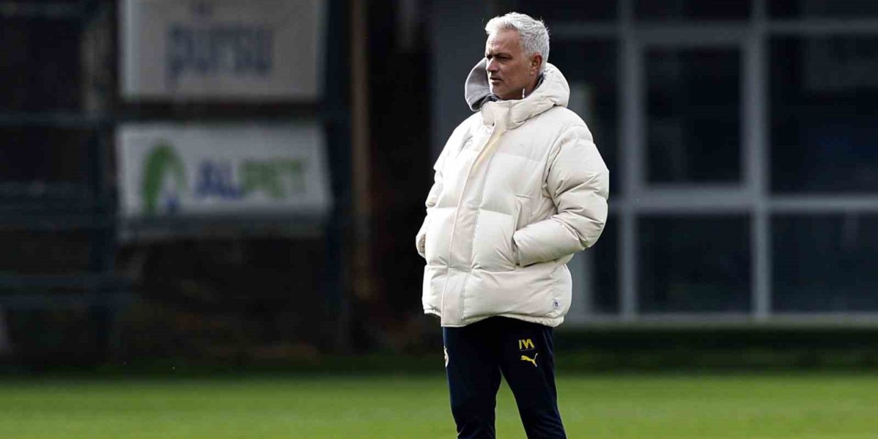 FENERBAHÇE, ERZURUMSPOR FK MAÇI HAZIRLIKLARINI TAMAMLADI