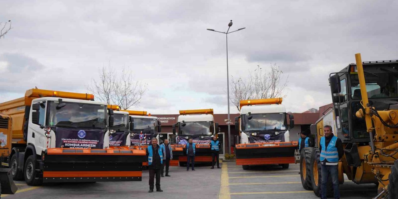 BEYLİKDÜZÜ BELEDİYESİ 174 ARAÇ VE 839 PERSONELLE TEYAKKUZDA