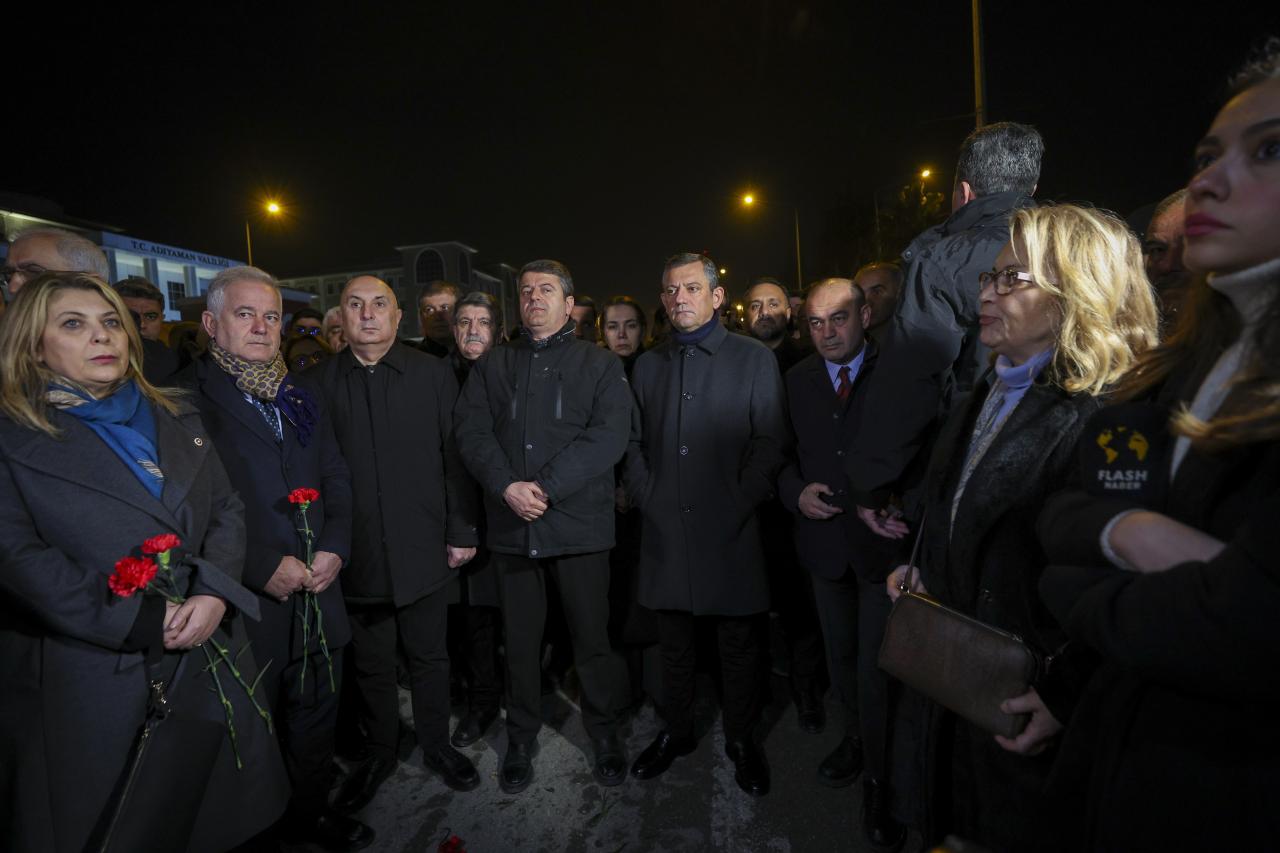 CHP Lideri Özgür Özel, Adıyaman’da Anma Yürüyüşü ve Mevlit Törenine Katıldı