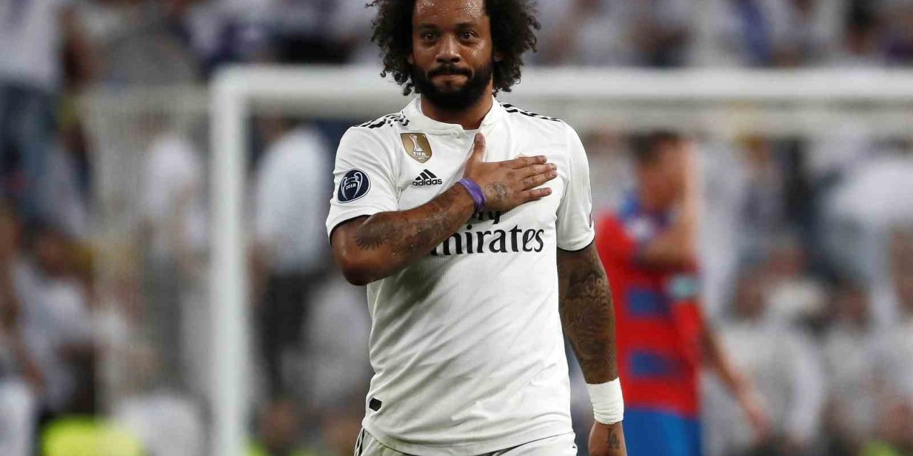 MARCELO, YEŞİL SAHALARA VEDA ETTİ