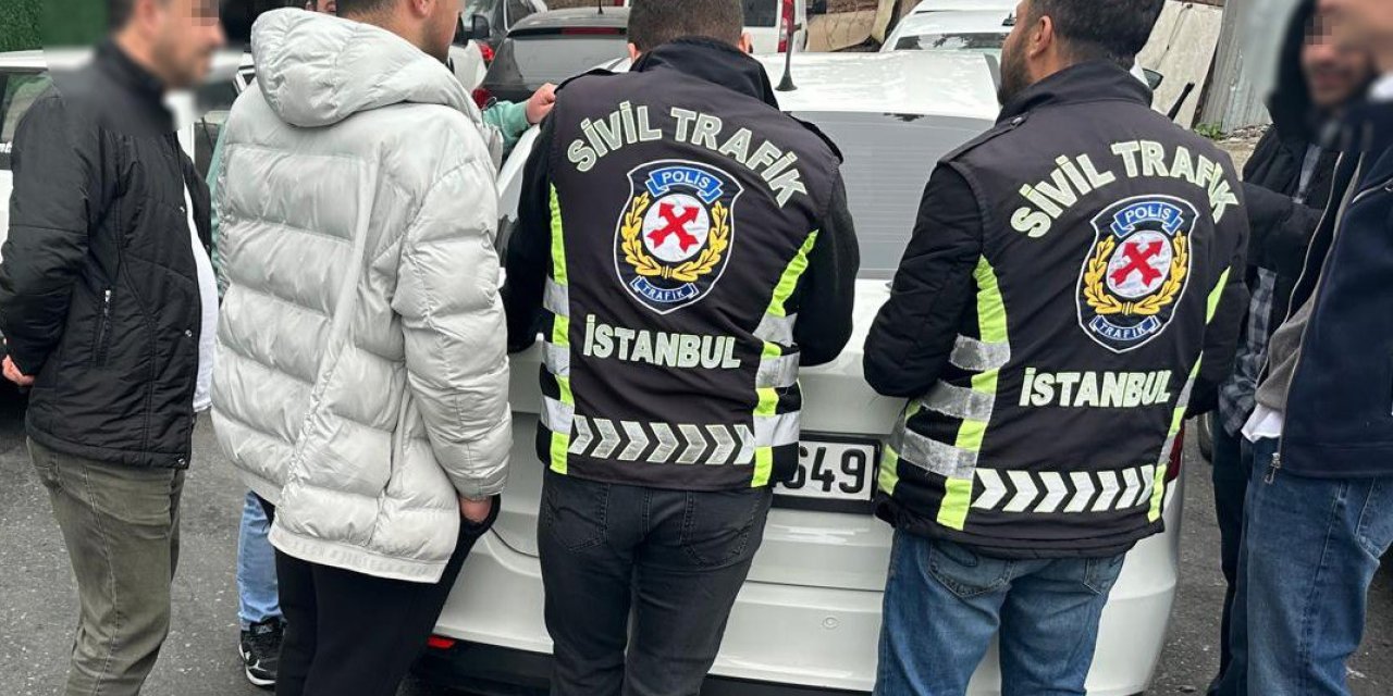 BAHÇELİEVLER’DE TRAFİĞİ TEHLİKEYE ATAN KONVOYUNDAKİLER YAKALANDI