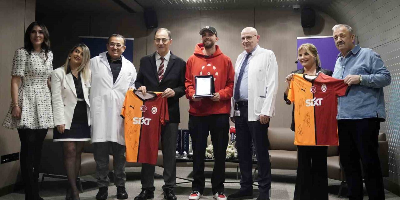 DRİES MERTENS İLE BERKAN KUTLU, ’BİZ BİRLİKTE GÜÇLÜYÜZ’ ETKİNLİĞİNE KATILDI