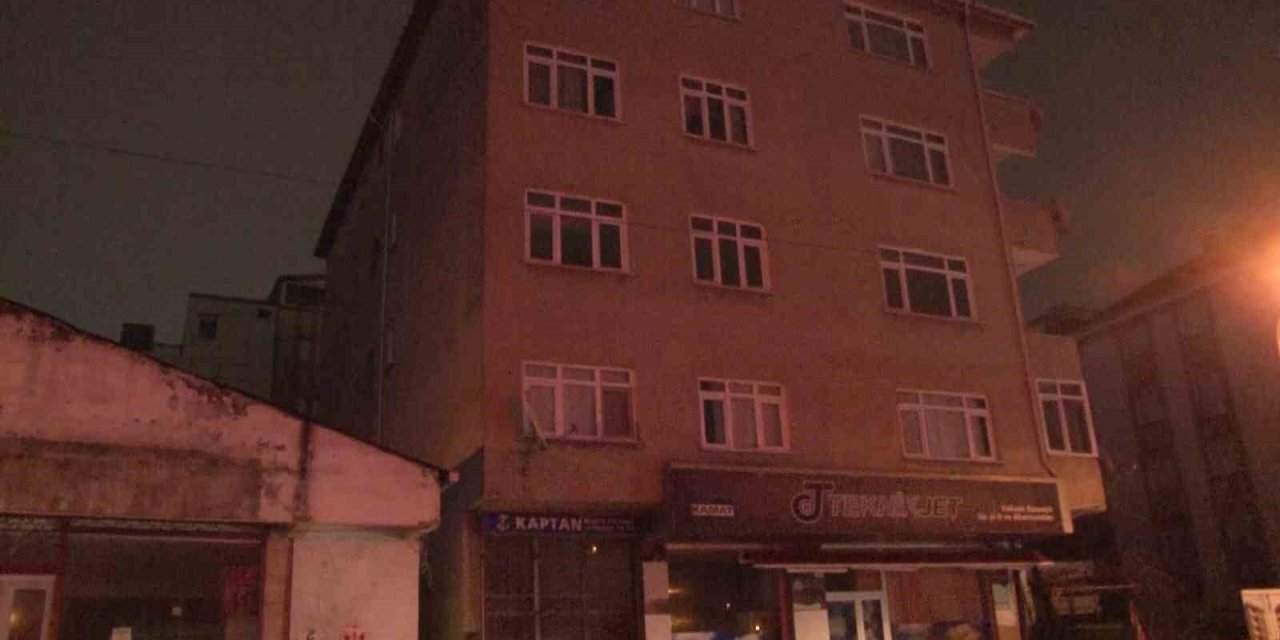 TUZLA’DA YIKILMA TEHLİKESİ OLAN BİNA BOŞALTILDI