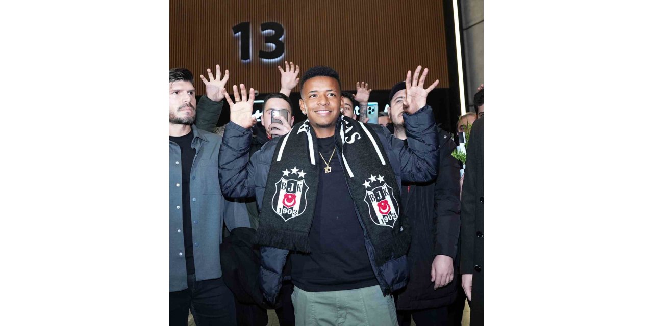 KENY ARROYO İSTANBUL’A GELDİ