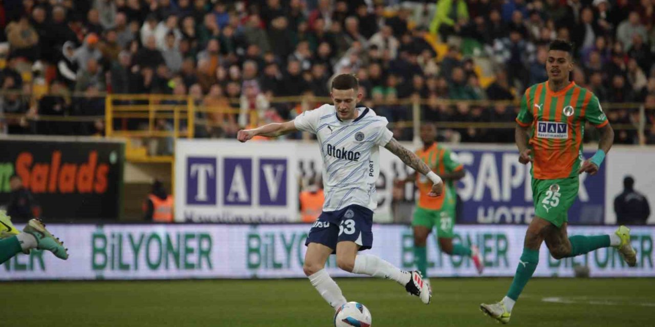 FENERBAHÇE’NİN SÜPER LİG’DE 4000. GOLÜNÜ SZYMANSKİ ATTI