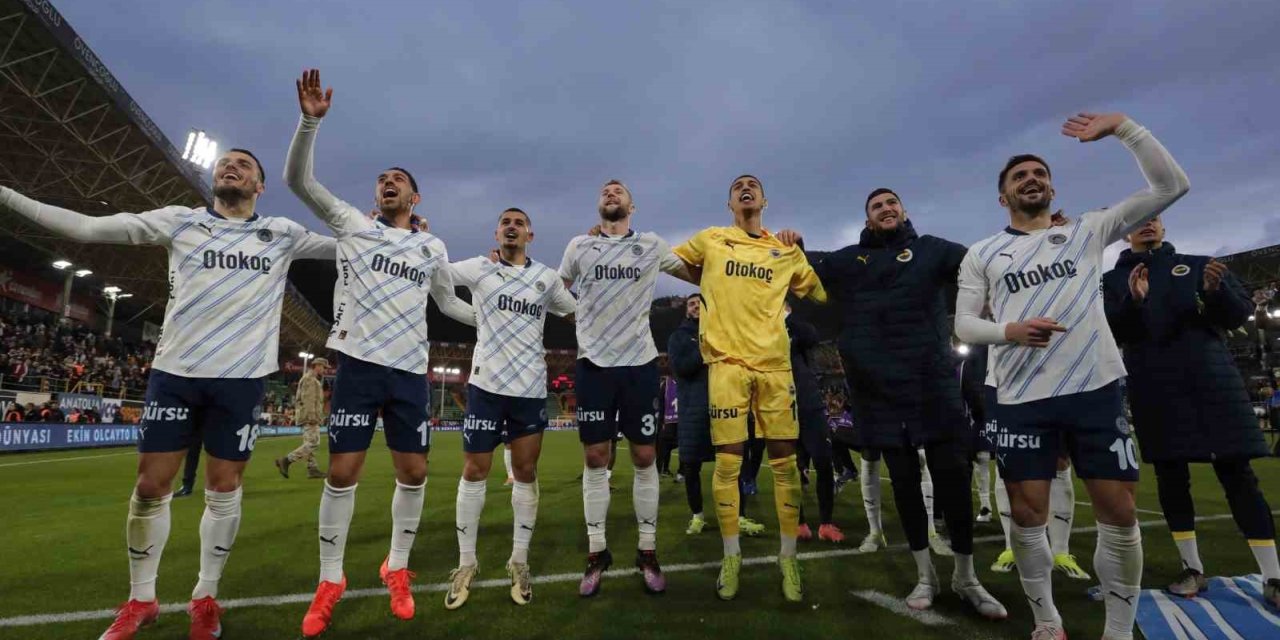 FENERBAHÇE, GALİBİYET SERİSİNİ 6 MAÇA ÇIKARDI