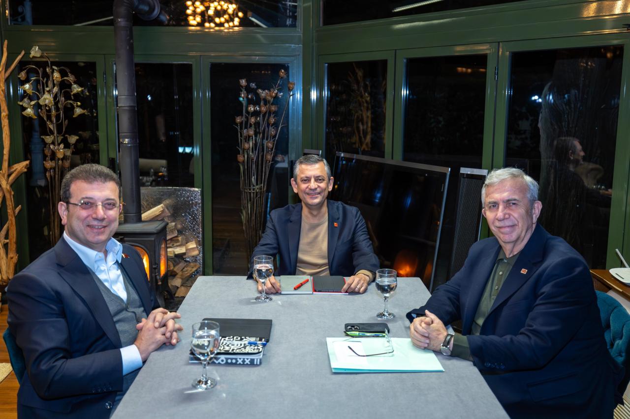 CHP Genel Başkanı Özel, İmamoğlu ve Yavaş ile Görüştü