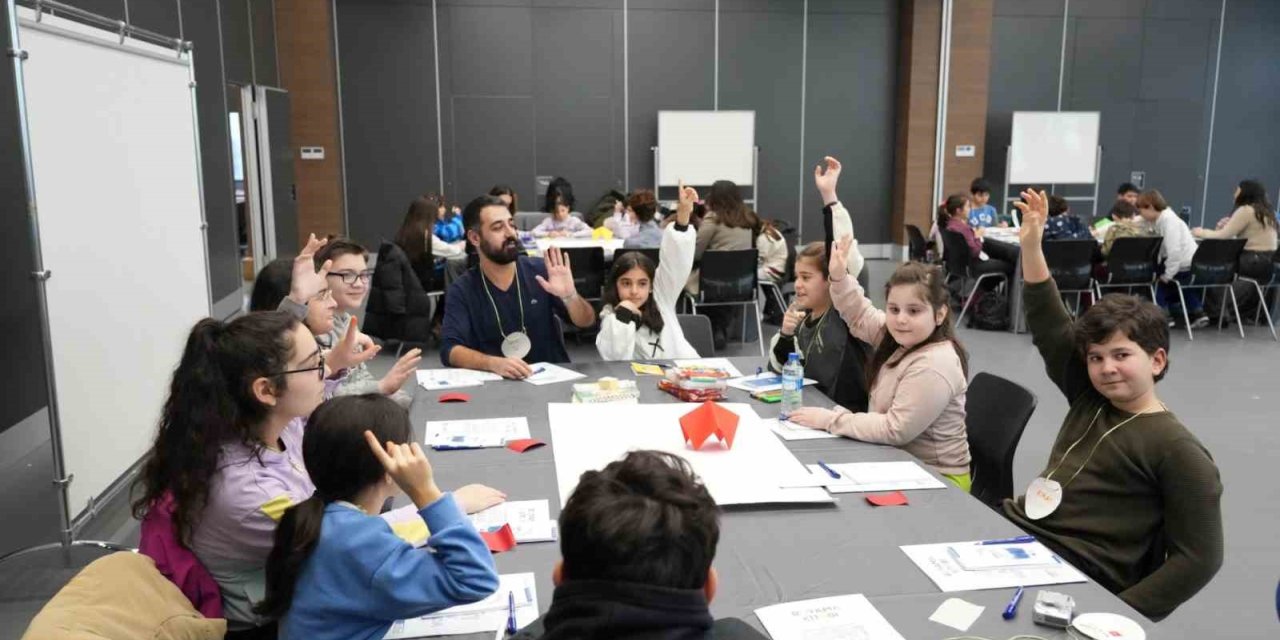 KADIKÖY BELEDİYESİ ÇOCUK MECLİSİ’NİN YENİ DÖNEM ÇALIŞMALARI BAŞLADI