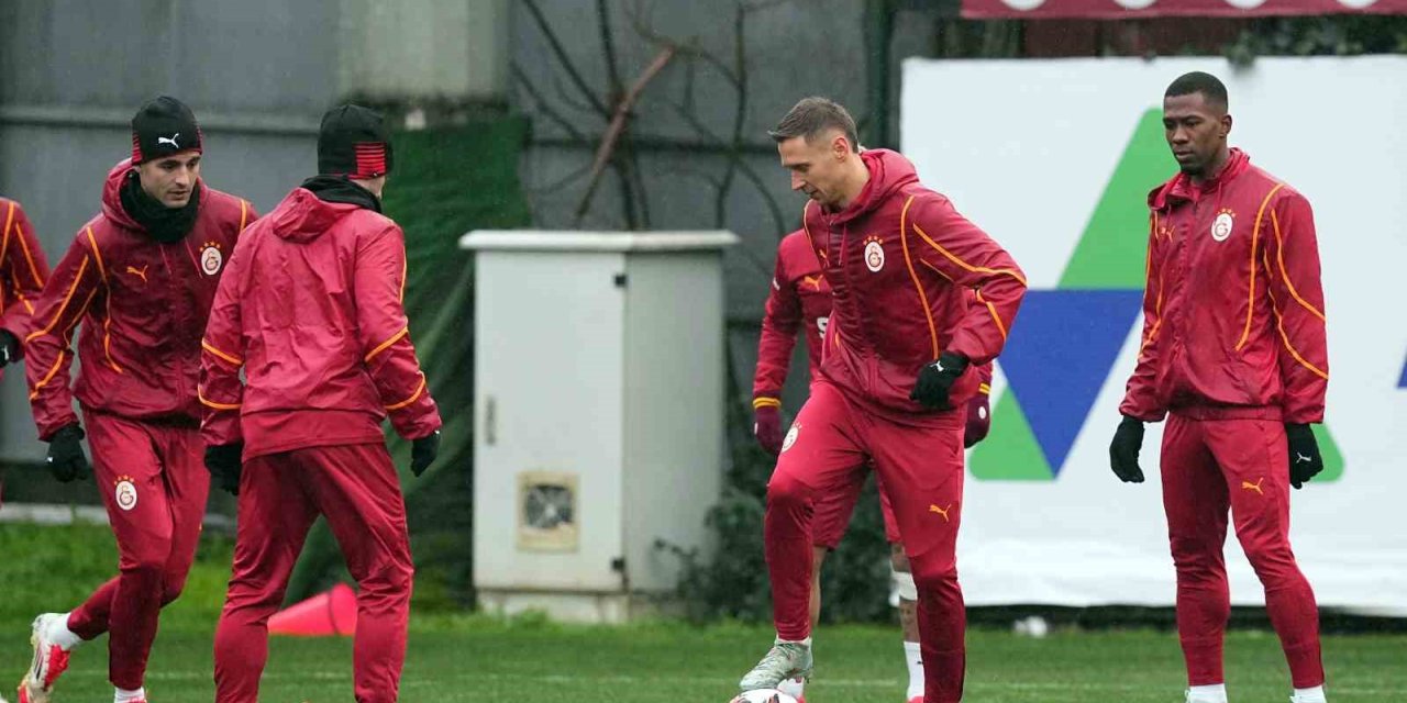 GALATASARAY’DA FRANKOWSKİ, İLK ANTRENMANINA ÇIKTI