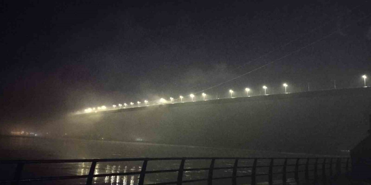 İSTANBUL SİSE TESLİM OLDU