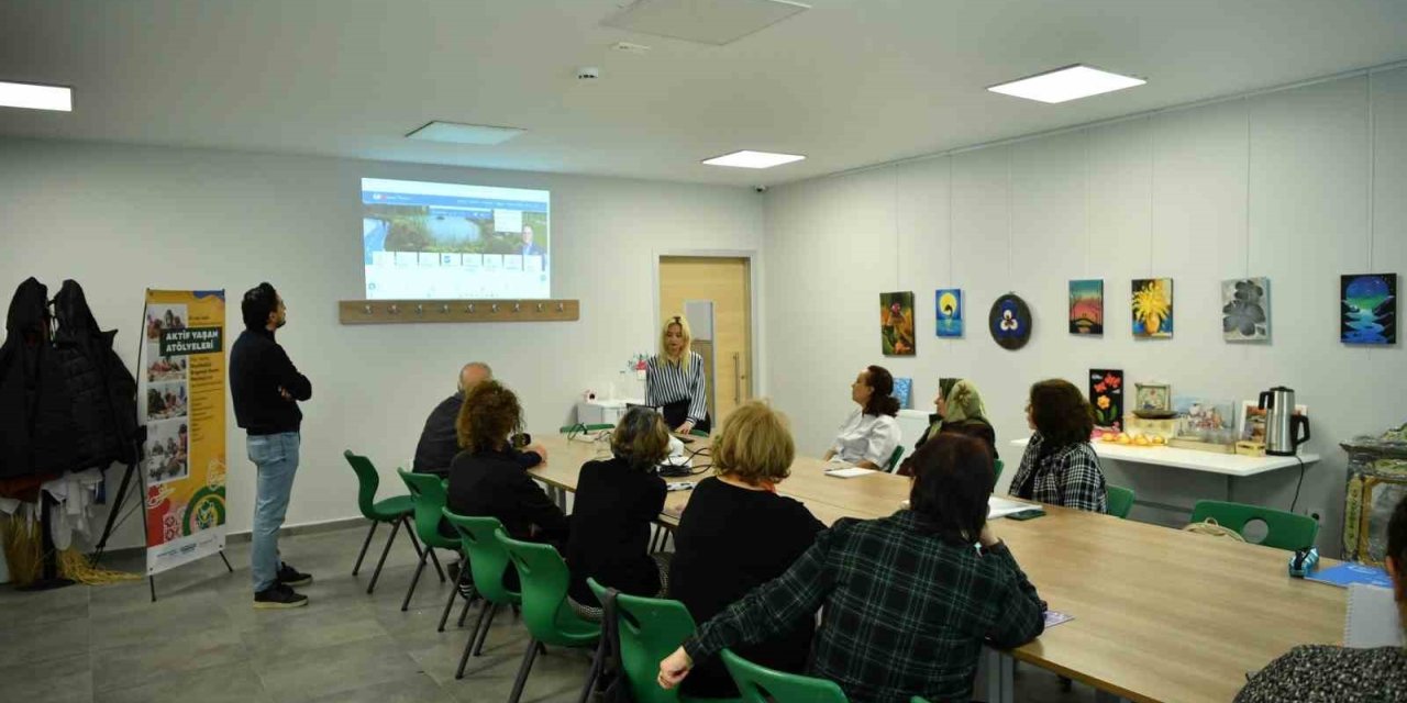 BEYLİKDÜZÜ BELEDİYESİ’NDEN DİJİTAL OKURYAZARLIK EĞİTİMİ