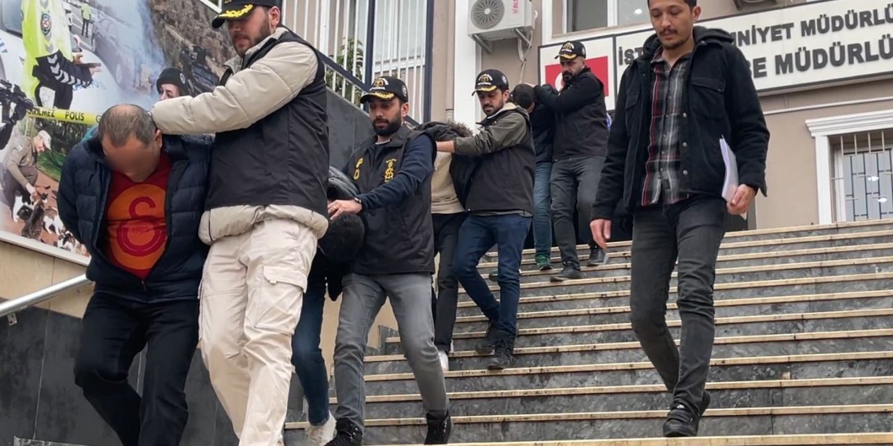 KÜÇÜKÇEKMECE’DE 750 BİN LİRA DEĞERİNDE KABAN ÇALDILAR: O ANLAR KAMERADA