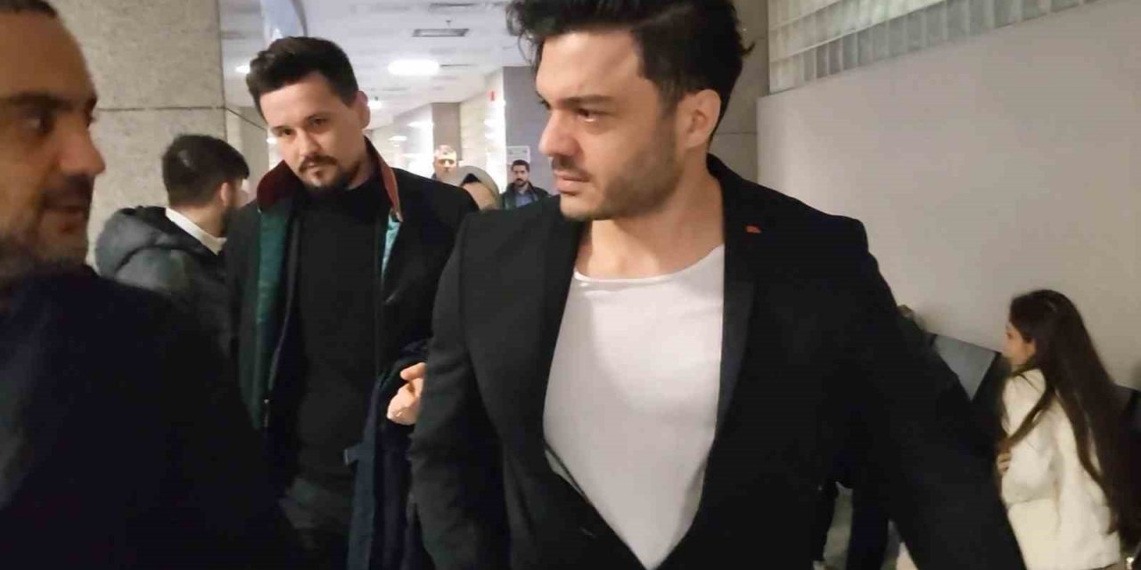 ŞARKICI İLYAS YALÇINTAŞ’A ‘HAKARET’ SUÇUNDAN 3 BİN 750 LİRA ADLİ PARA CEZASI