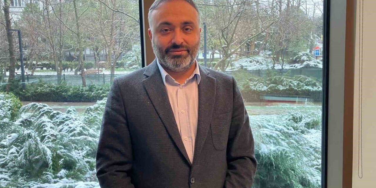 OMURİLİK PİLİ VE MESANE PİLİ BİRLEŞTİ: TEK AMELİYATLA İKİ TEDAVİ