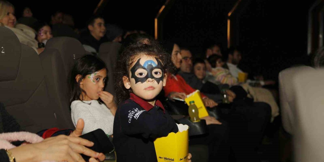 "ZATONYA YENİ DÜNYA" VİZYONA GİRDİ