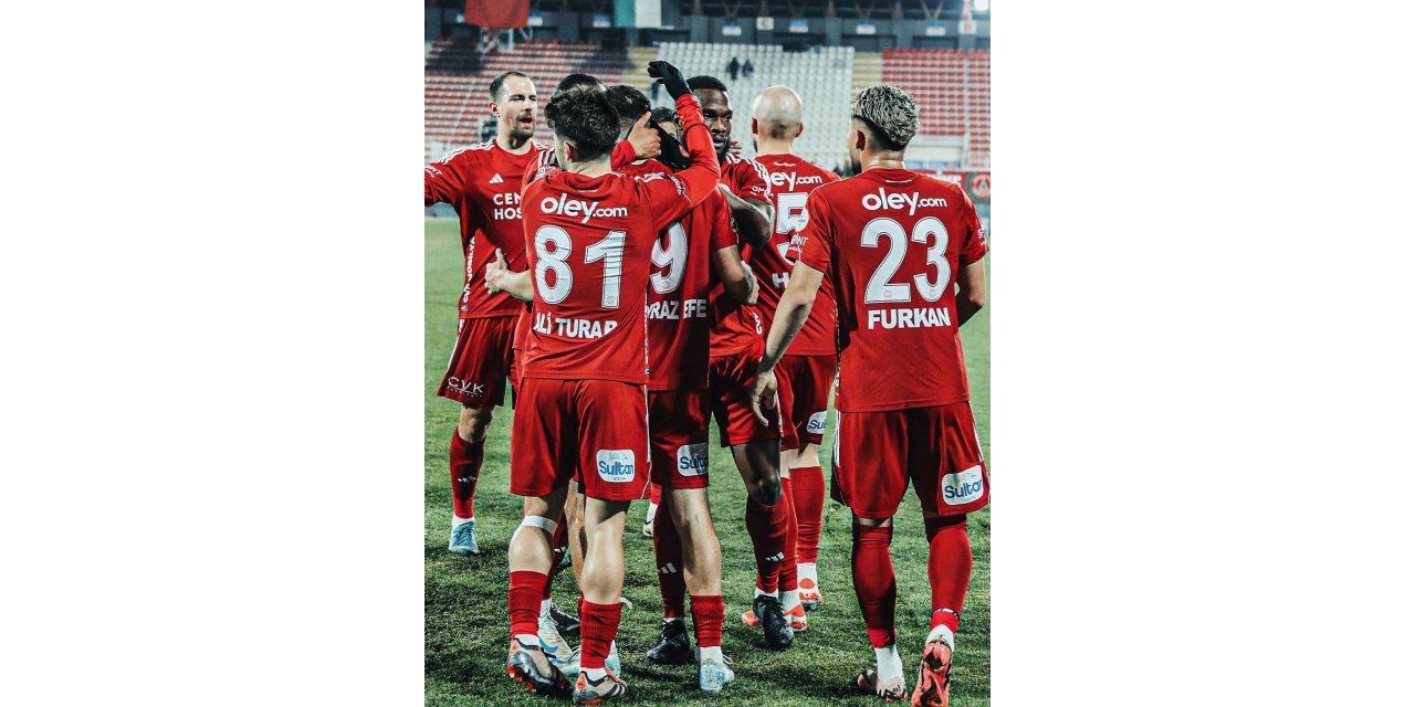 TRENDYOL 1. LİG: ÜMRANİYESPOR: 2 - İSTANBULSPOR: 1