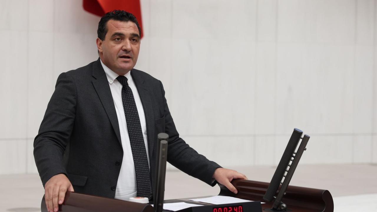 Ulaş Karasu, Ulaştırma Bakanı’nı İstifaya Davet Etti