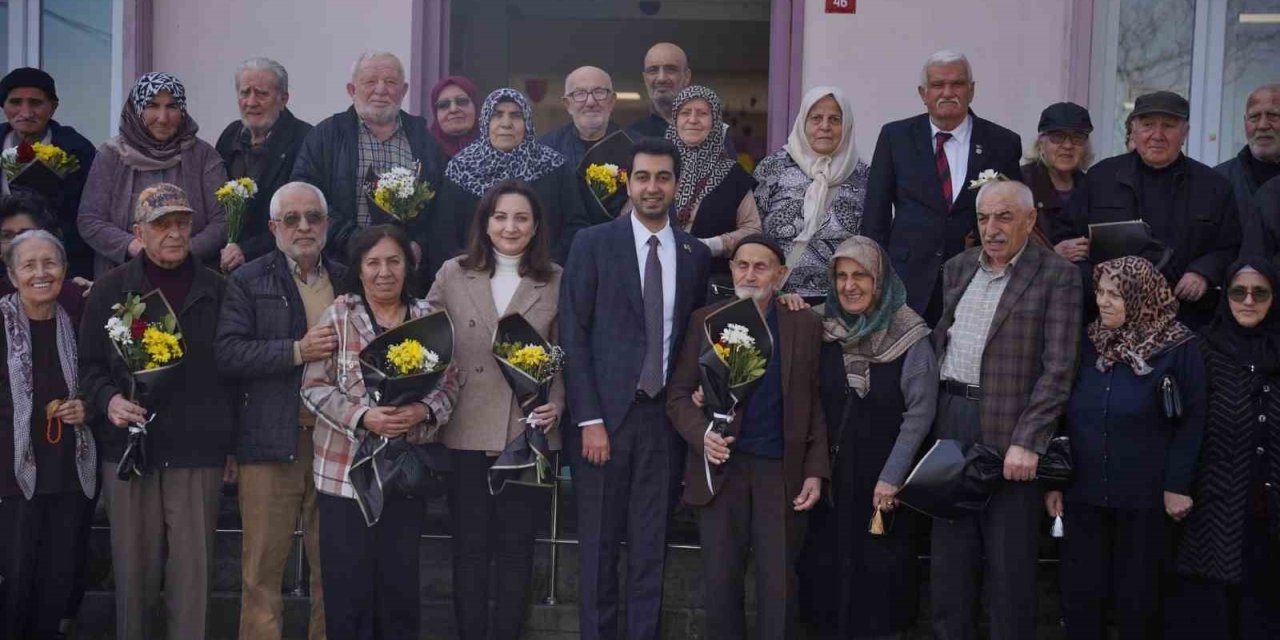 YARIM ASIRLIK AŞIKLAR SEVGİLİLER GÜNÜ’NDE AŞKLARINI TAZELEDİLER