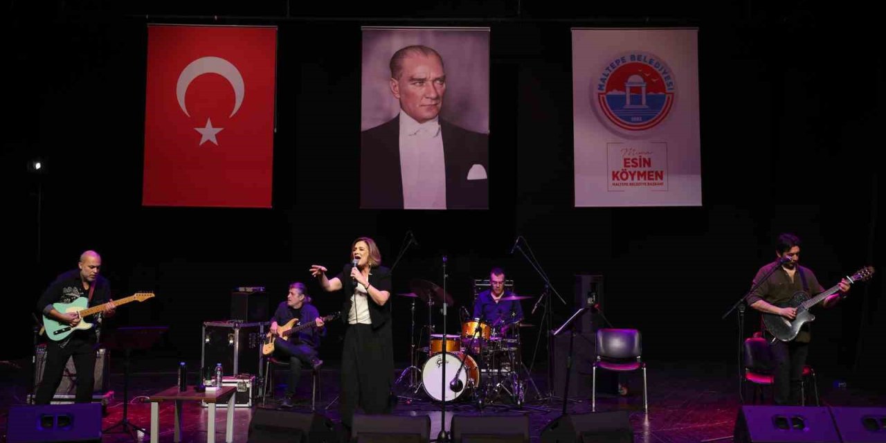 BİRSEN TEZER’DEN MUHTEŞEM KONSER