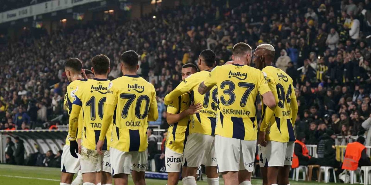 TRENDYOL SÜPER LİG: FENERBAHÇE: 1 - KASIMPAŞA: 0 (İLK YARI)