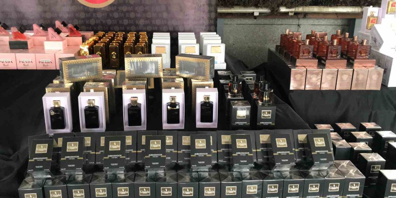 İSTANBUL’DA SAHTE PARFÜM OPERASYONU: 167 BİN 924 ŞİŞE ÜRÜN ELE GEÇİRİLDİ