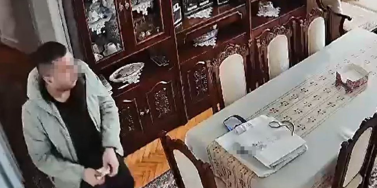 BAKIRKÖY’DE İKİ EVDEN HIRSIZLIK YAPAN ŞAHIS KAMERADA