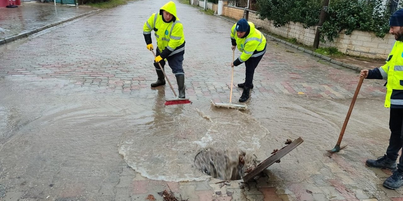 SİLİVRİ BELEDİYESİ YOĞUN YAĞIŞLARA KARŞI HAZIRLIKLARINI TAMAMLADI
