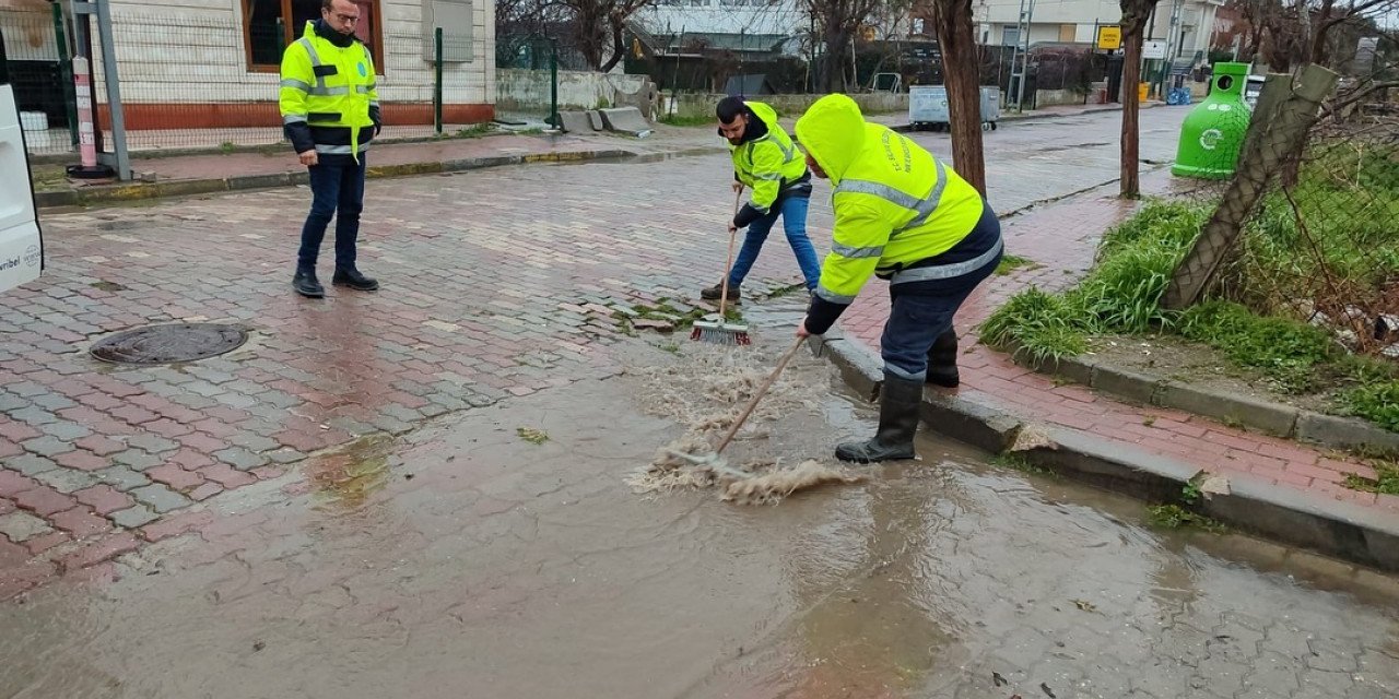 SİLİVRİ BELEDİYESİ, YOĞUN YAĞIŞA KARŞI TEYAKKUZDA