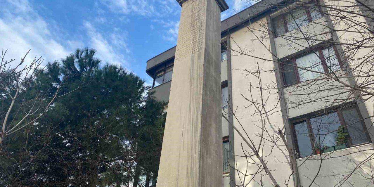 2.MAHMUT’UN ANISI APARTMANLARIN ARASINDA SIKIŞTI