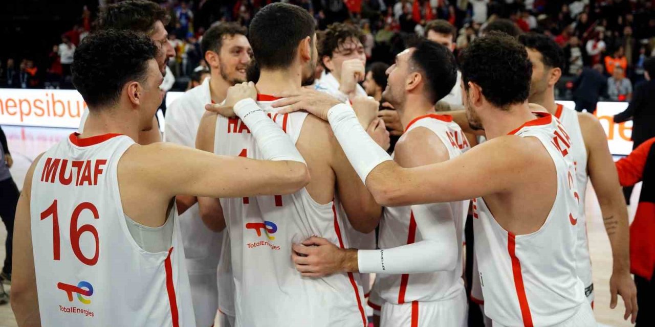 12 DEV ADAM’IN RAKİBİ İTALYA