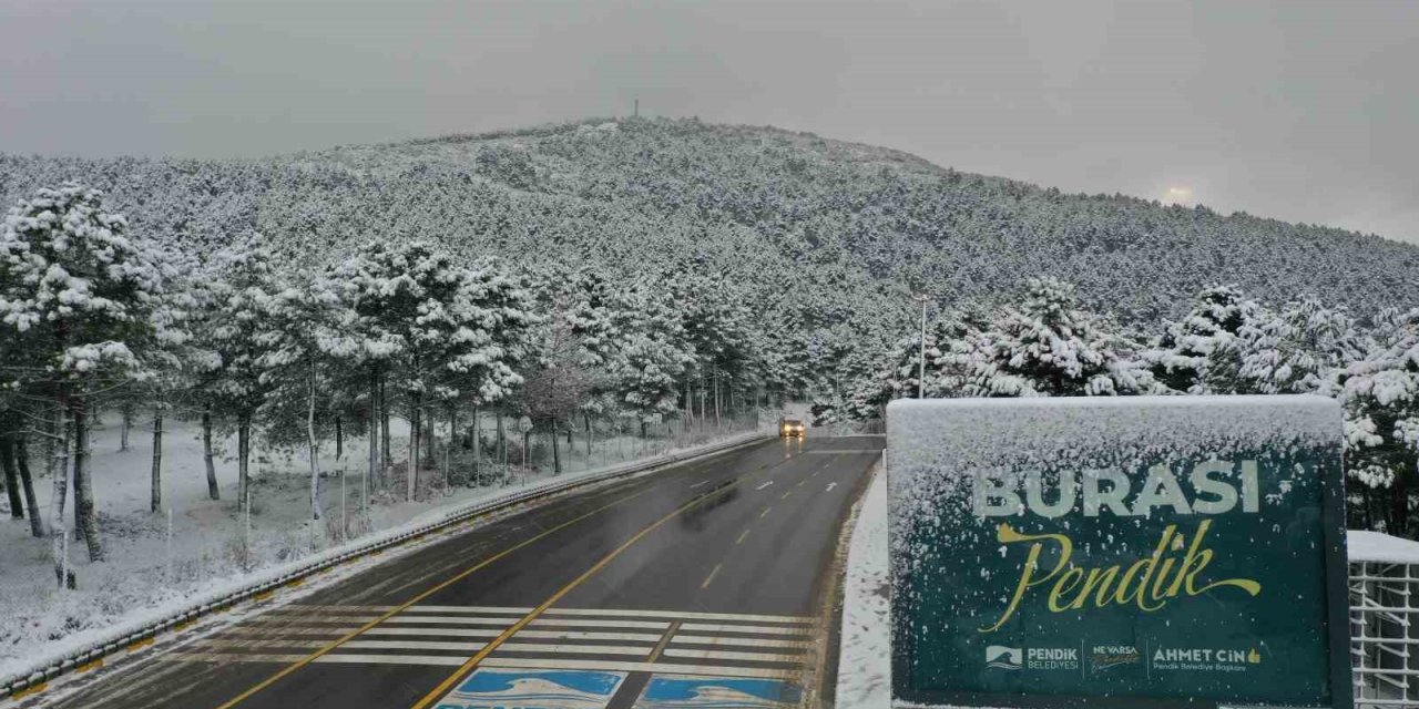 KAR YAĞIŞI SONRASI AYDOS ORMANI’NDA KARTPOSTALLIK GÖRÜNTÜLER OLUŞTU