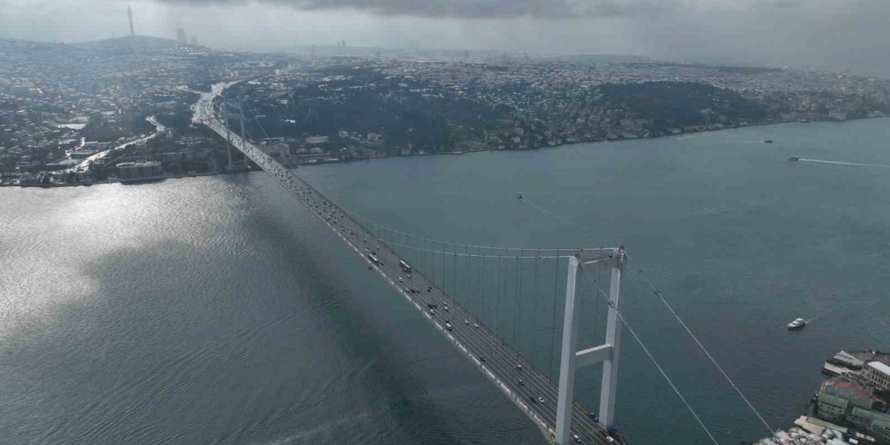 İSTANBUL BOĞAZI’NDA KAR MANZARASI