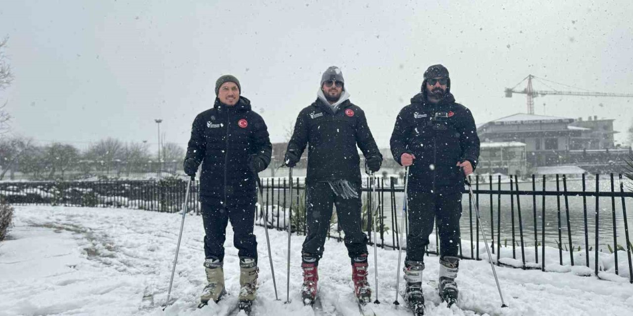 ULUDAĞ’DA DEĞİL ESENLER’DE KAYAK YAPTILAR