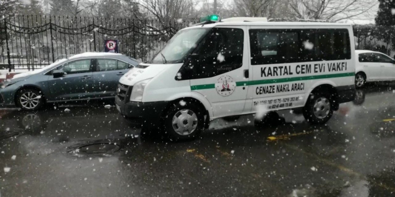 MALTEPE’DE HUSUMETLİSİ, 19 YAŞINDAKİ GENCE KURŞUN YAĞDIRDI