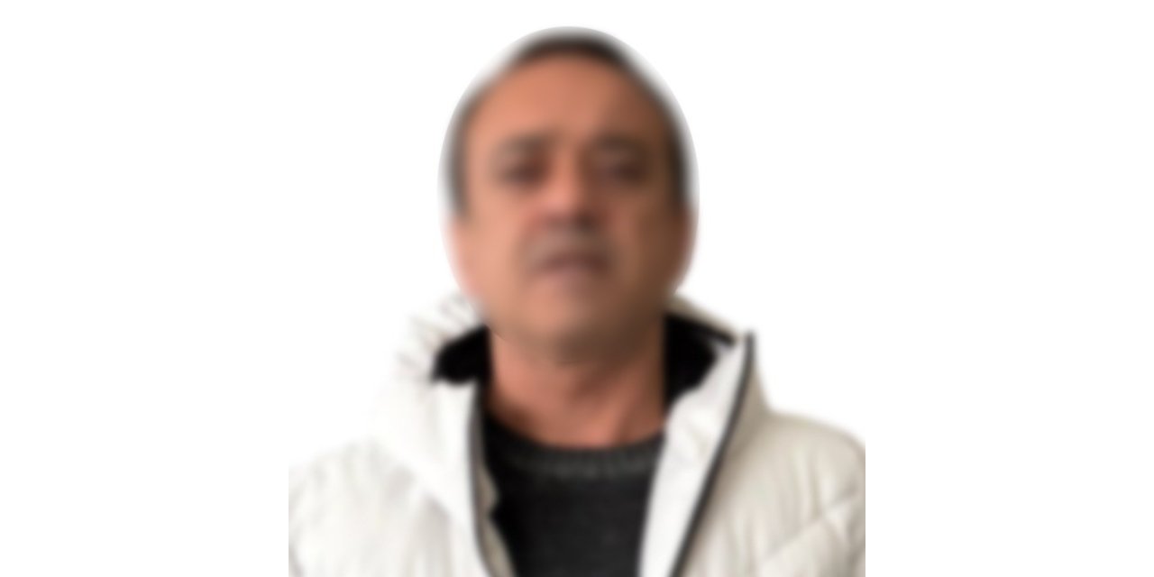 ARAÇLARA KAR TOPU ATAN ÇOCUKLARA SİLAH ÇEKTİ: O ANLAR KAMERADA