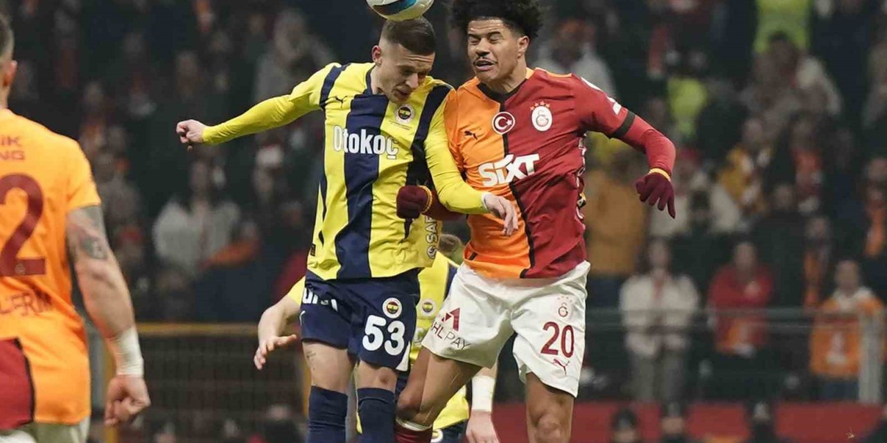 TRENDYOL SÜPER LİG: GALATASARAY: 0 - FENERBAHÇE: 0 (İLK YARI)